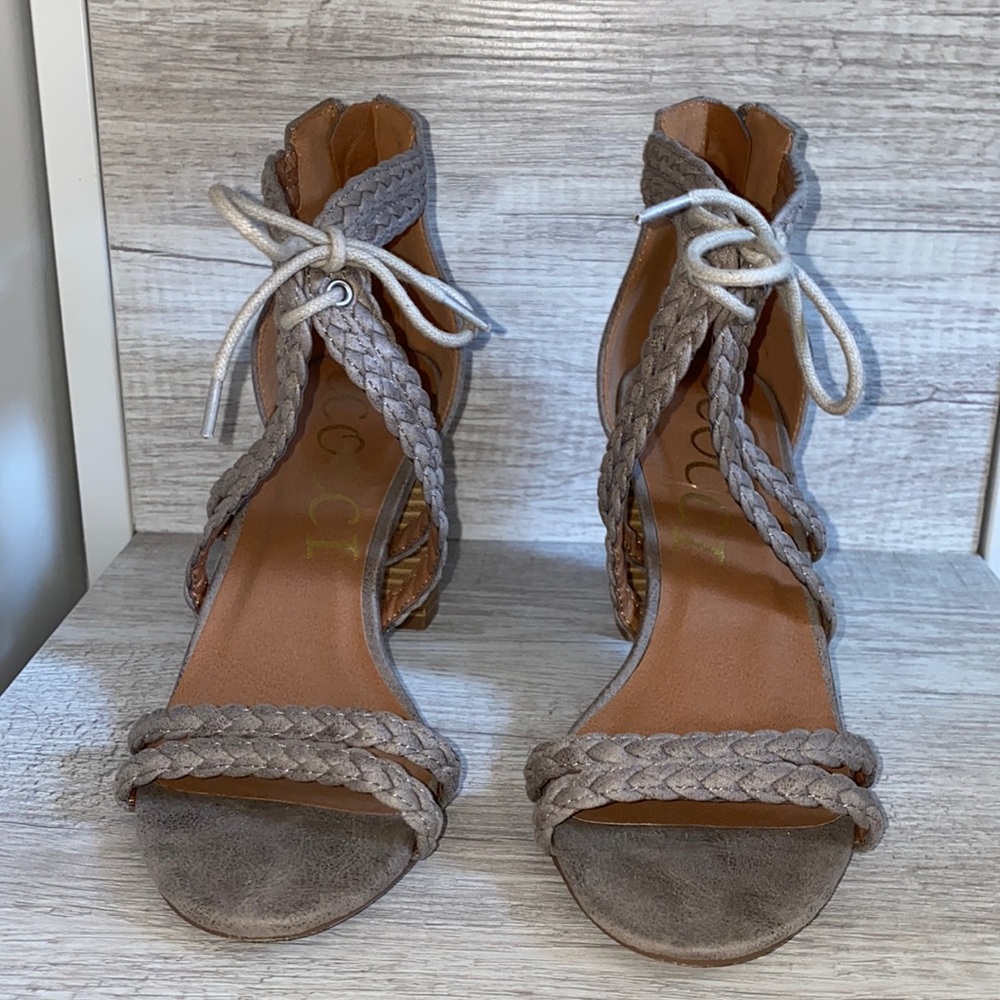 CCocci Pretty Grey Heels